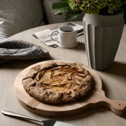 Frida Vase -US Home Decoration Sales Store Catalogue Shoot 110