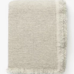 Kalilah Reversible Throw