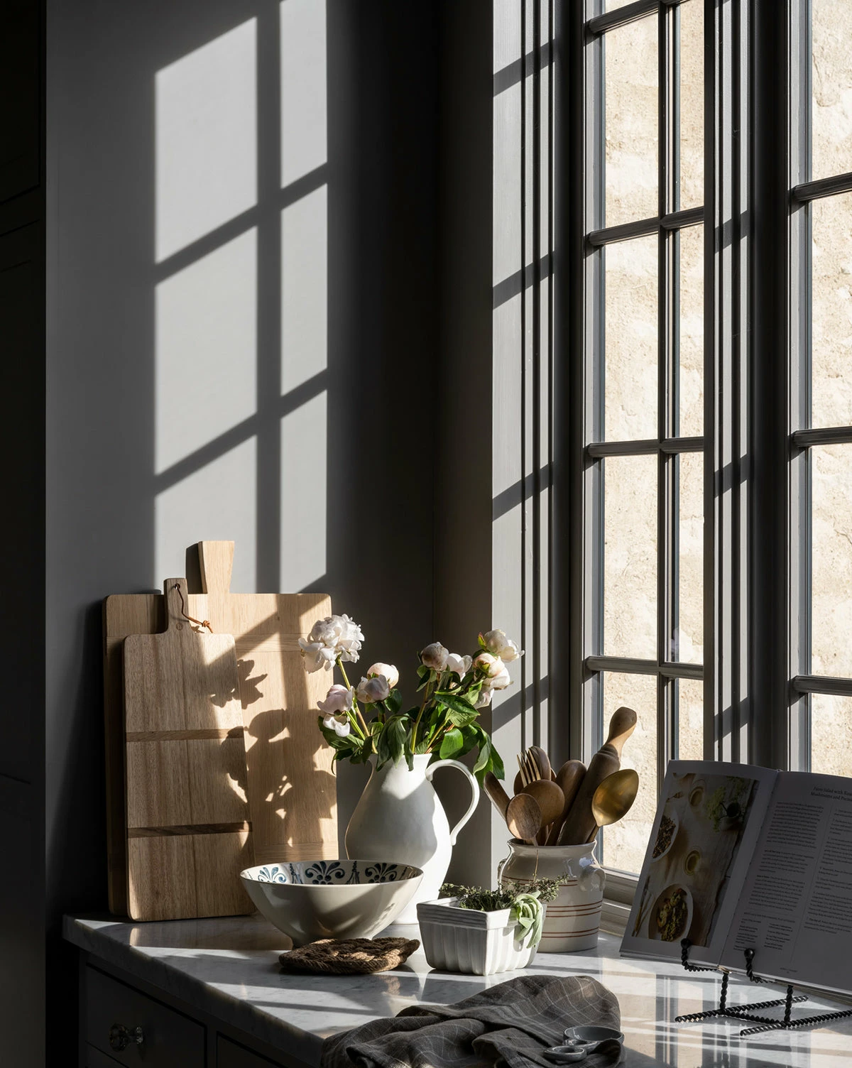 Aleph Striped Crock 5 Aleph Striped Crock - Image 3